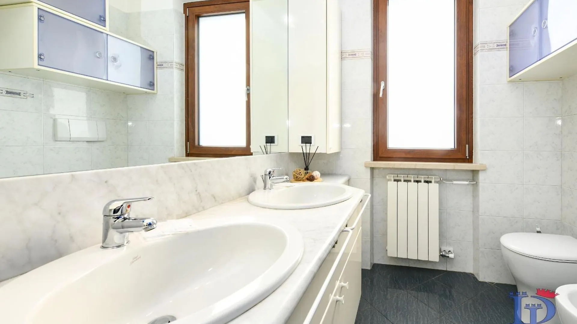 Desenzanoloft Official Partner Marriott Homes & Villas Peschiera Fantasy Apartment'S Peschiera del Garda 0*,
