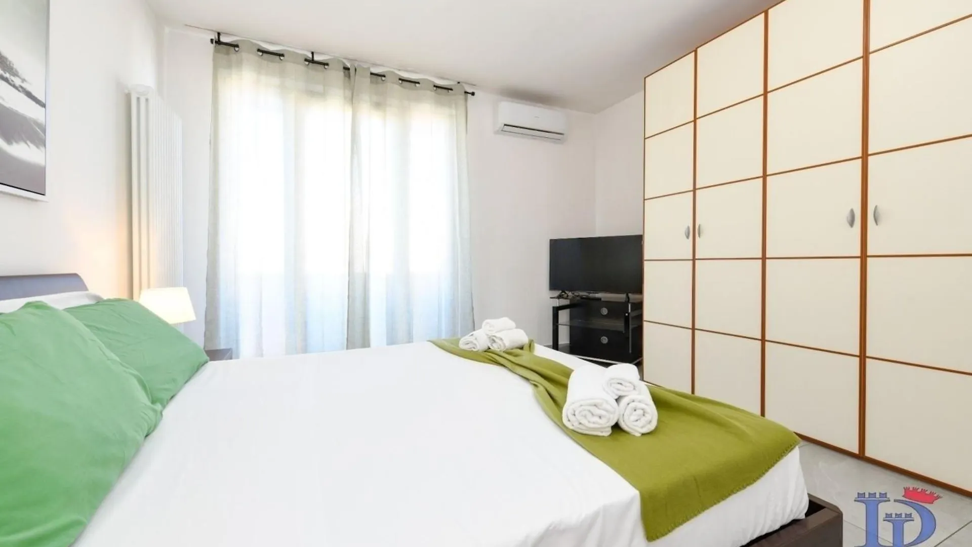 Daire Desenzanoloft Official Partner Marriott Homes & Villas Peschiera Fantasy Apartment'S Peschiera del Garda İtalya
