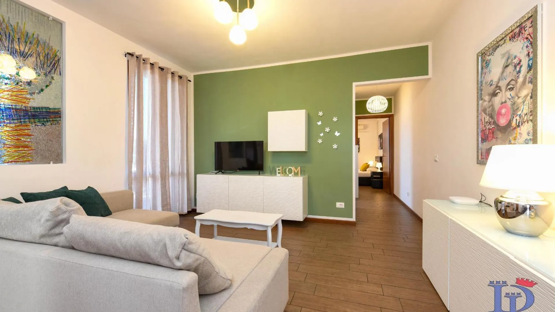 Desenzanoloft Official Partner Marriott Homes & Villas Peschiera Fantasy Apartment'S Peschiera del Garda