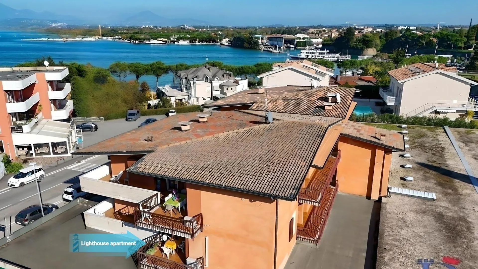 Desenzanoloft Official Partner Marriott Homes & Villas Peschiera Fantasy Apartment'S 페스키에라델가르다 0*,