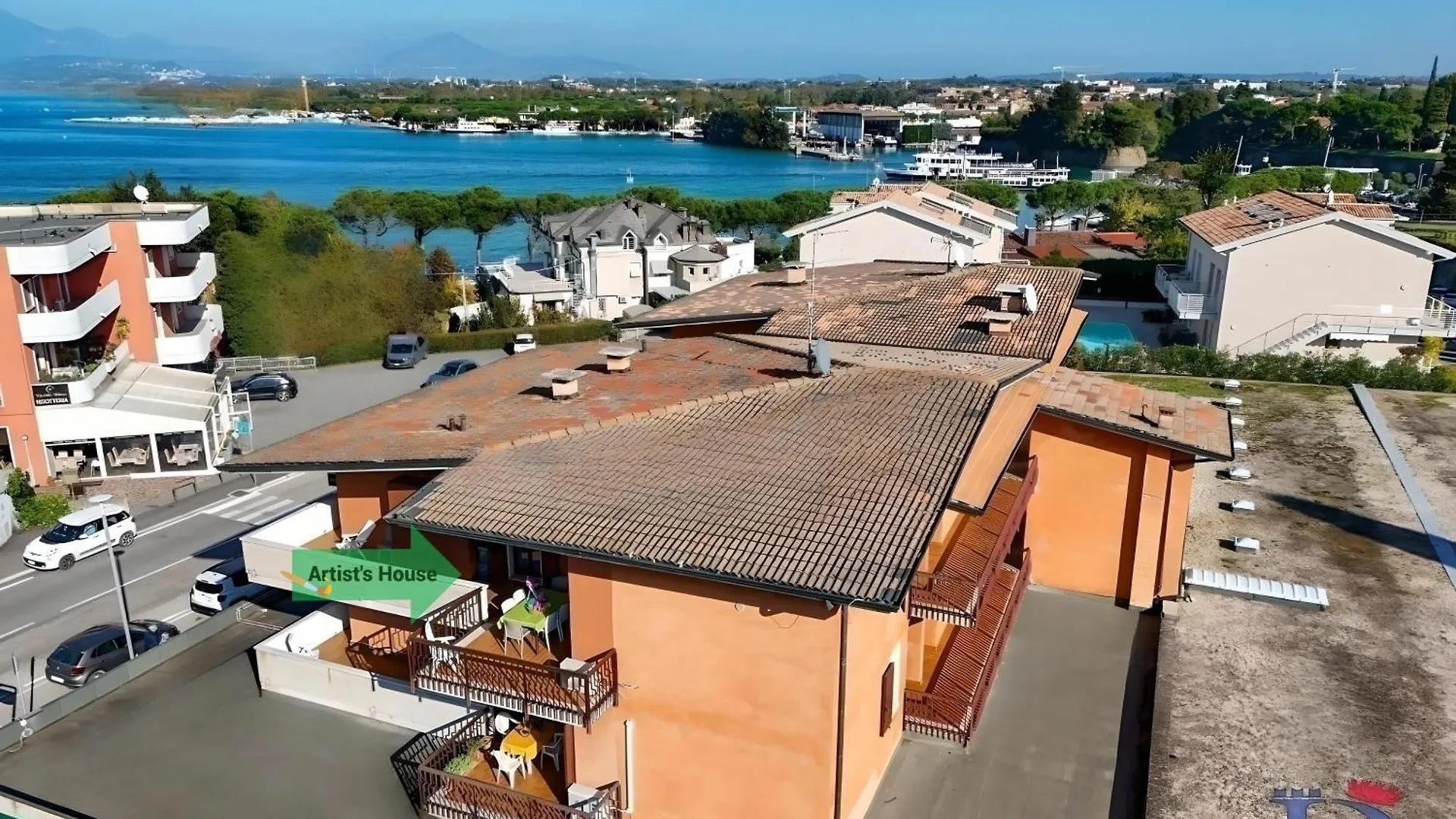 아파트 Desenzanoloft Official Partner Marriott Homes & Villas Peschiera Fantasy Apartment'S 페스키에라델가르다